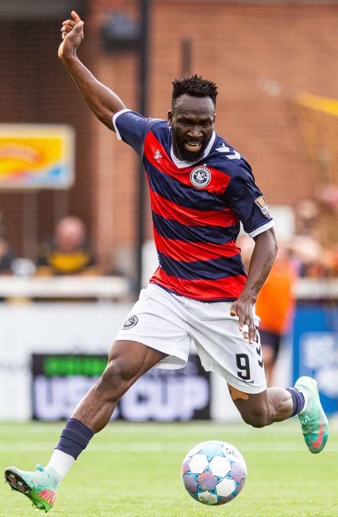 Riverhounds blank Loudoun United FC